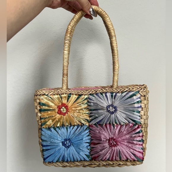 Faded Glory Handbags - Y2K Vintage Faded Glory Woven Wicker Flower Bag 💐🌸